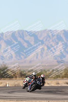 media/Dec-07-2025-CVMA (Sun) [[3e7d2de5dc]]/Race 16-Formula Middleweight/